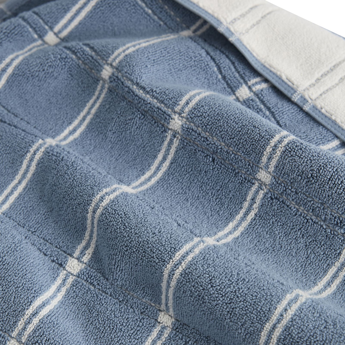 Baina Devon Bath Mat in Celeste/Chalk 