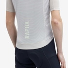 Rapha Men's Pro Team Lightweight Gilet in Silver Gray/White Alyssum