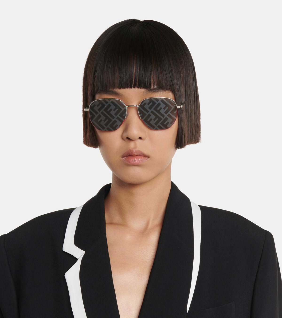 Fendi Fendi Travel aviator sunglasses Fendi display picture 3