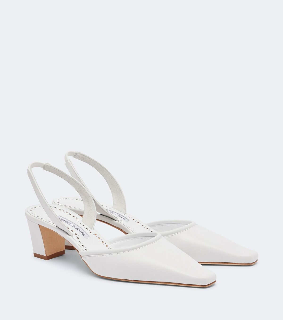 Manolo Blahnik Vendona leather slingback pumps