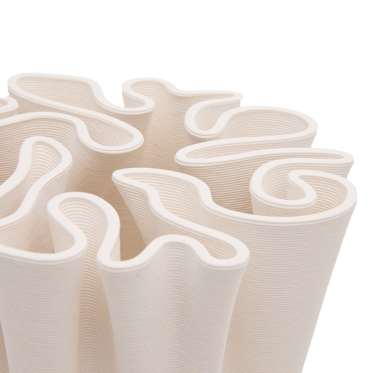ferm LIVING Dedali Vase - H18 in Off-White 