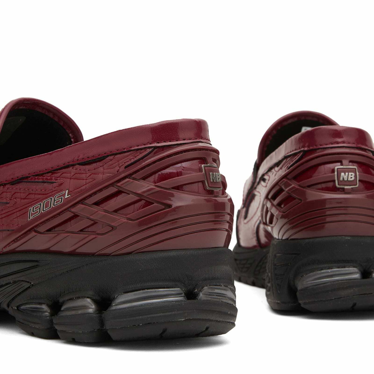 New Balance 1906L Sneaker in Monarch Burgundy