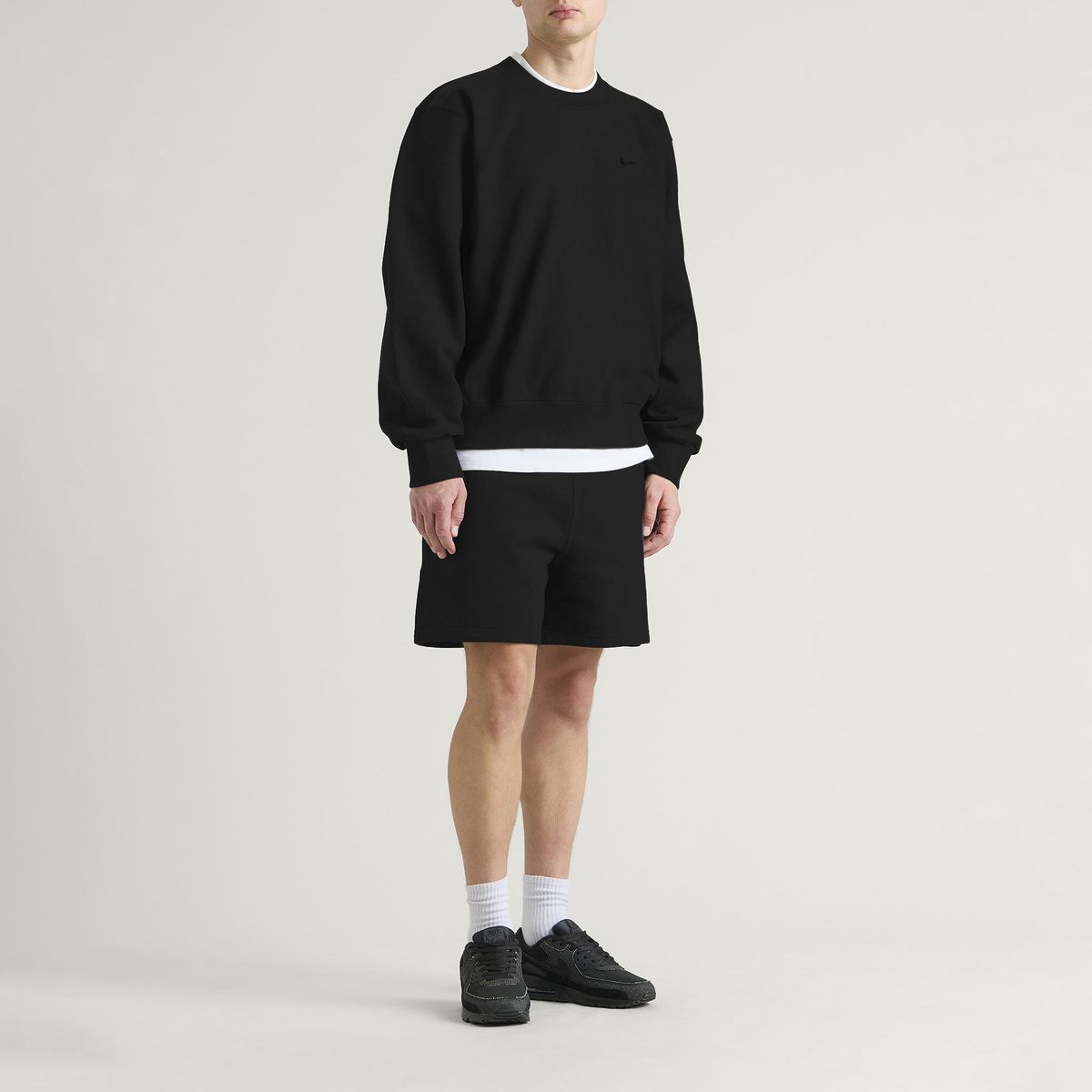 Nike Men's 560 Fleece Crew Sweat in Black