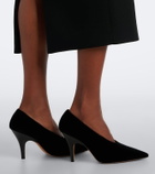 Le Monde Béryl Petra velvet pumps