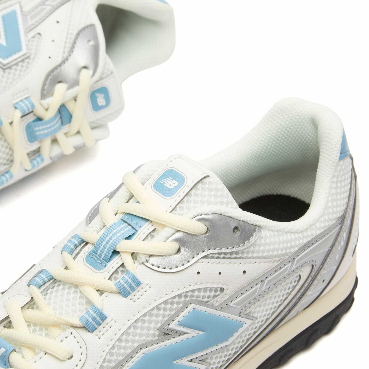 New Balance 204l Mesh Sneaker in Silver Metallic