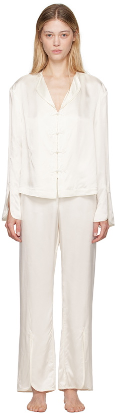 Photo: Sleeper White Louis Pyjama Set