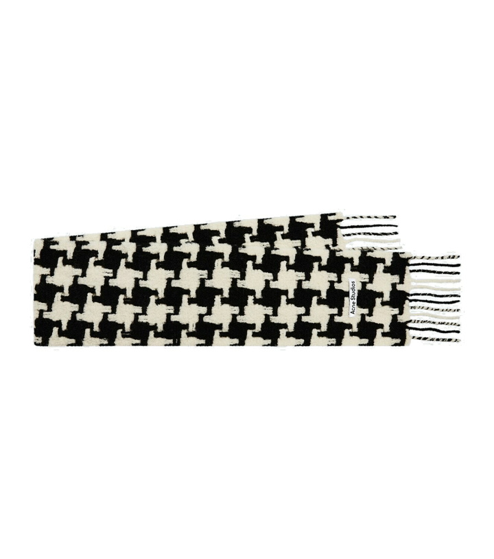 Photo: Acne Studios Houndstooth wool-blend scarf