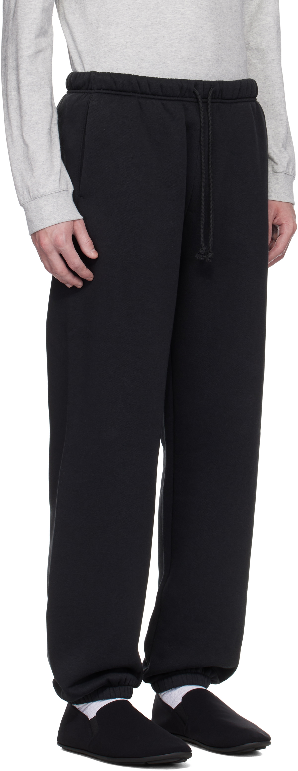 SKIMS Black Fleece Lounge Relaxed Sweatpants