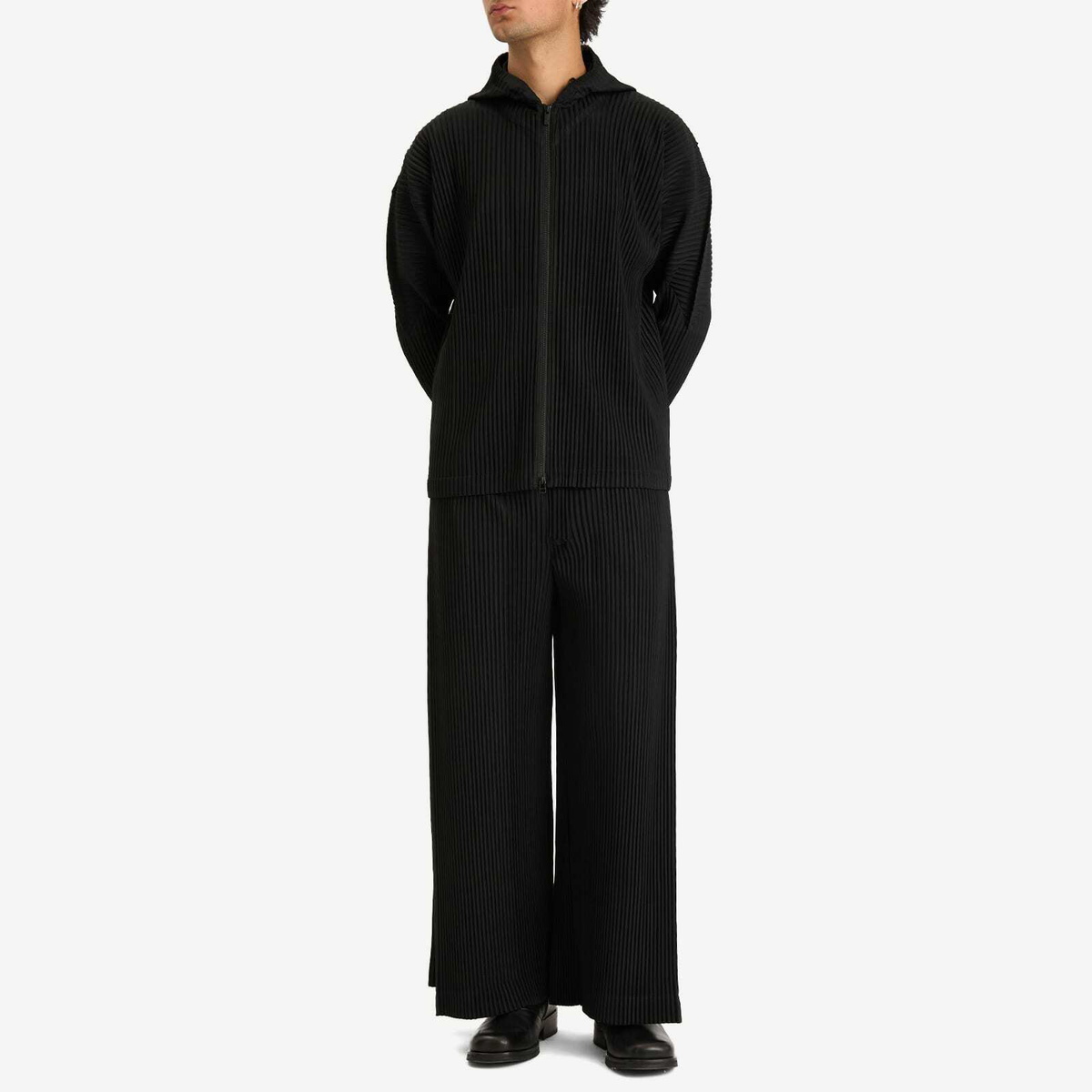 Homme Plissé Issey Miyake Men's Pleated Zip Jacket in Black