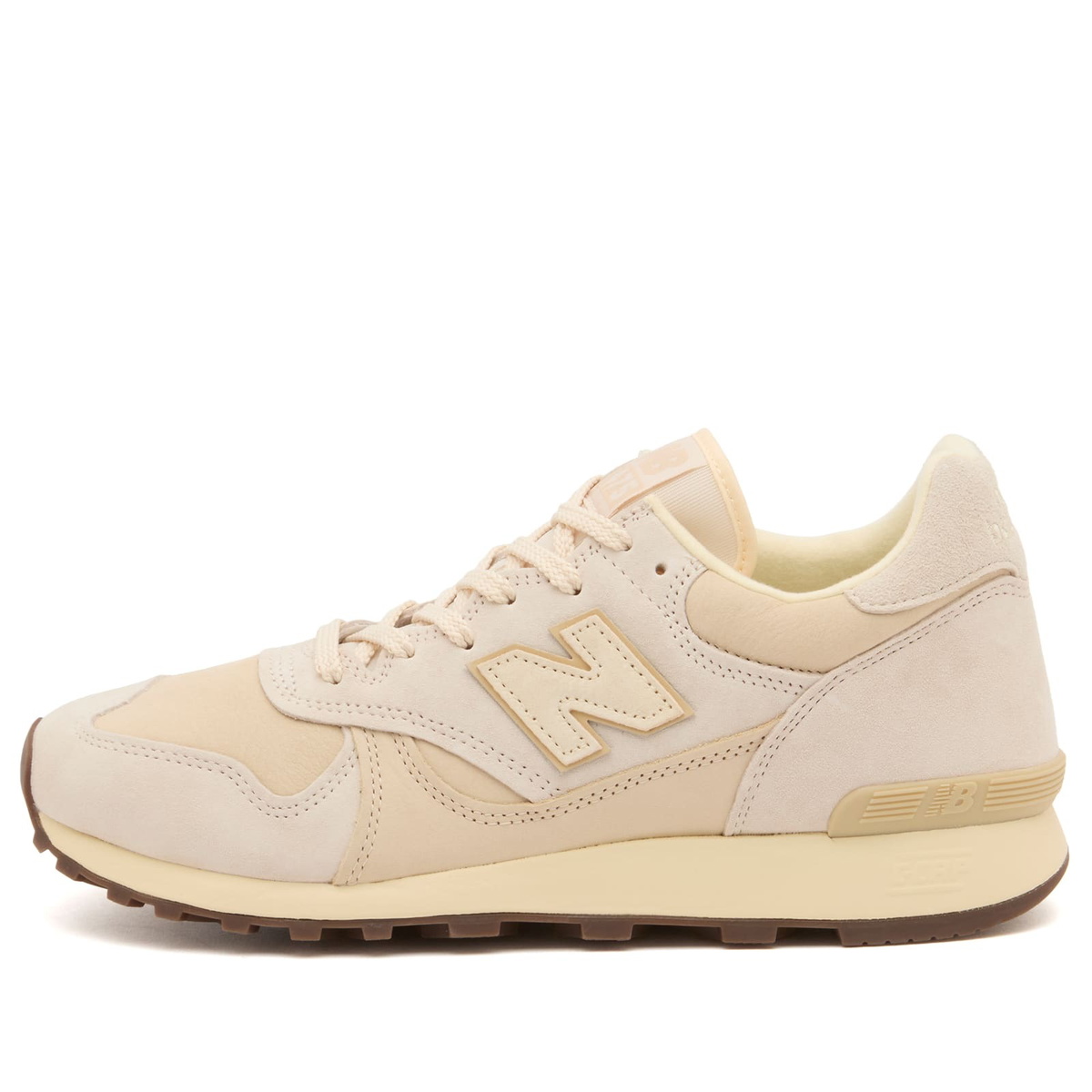 New Balance 475 Sneaker in Bisque