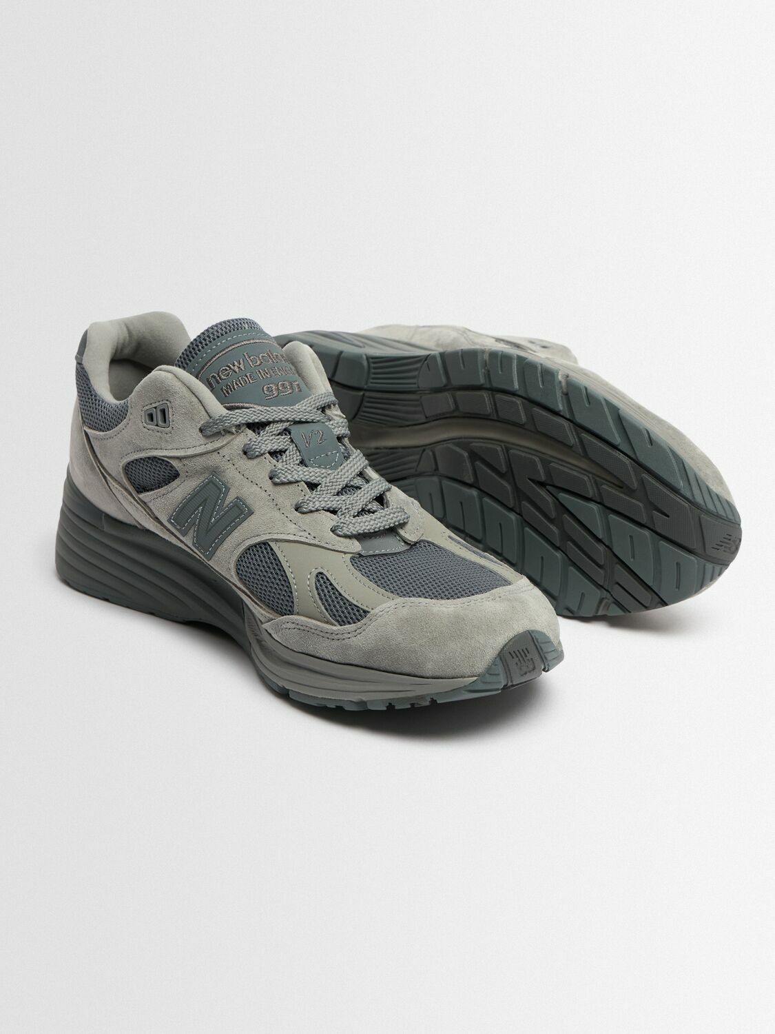 NEW BALANCE Thisisneverthat 991v2 Sneakers New Balance