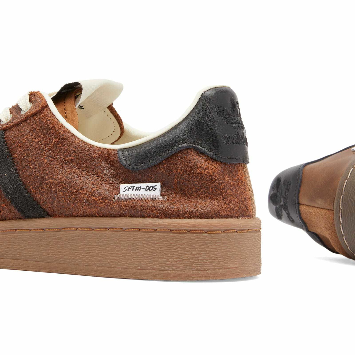 Adidas x SFTM Superstar 82 Sneaker in Toast adidas