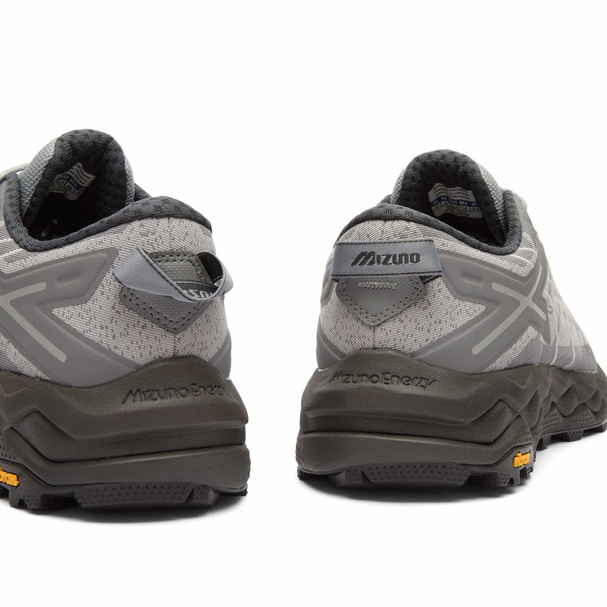 Mizuno WAVE MUJIN LS GTX Sneaker in Ultimate Gray/Quiet Shade/Harbor Mist
