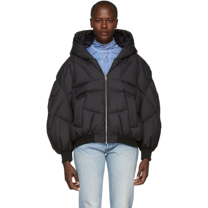 Photo: Chen Peng Black Down Double Layer Track Jacket