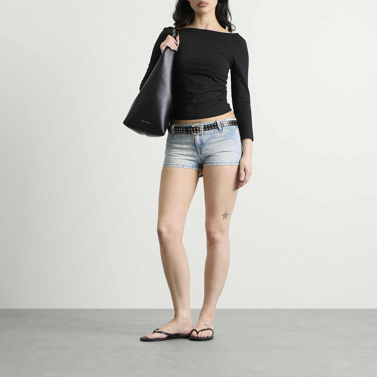 Gimaguas Women's Flor Shorts in Washed Blue