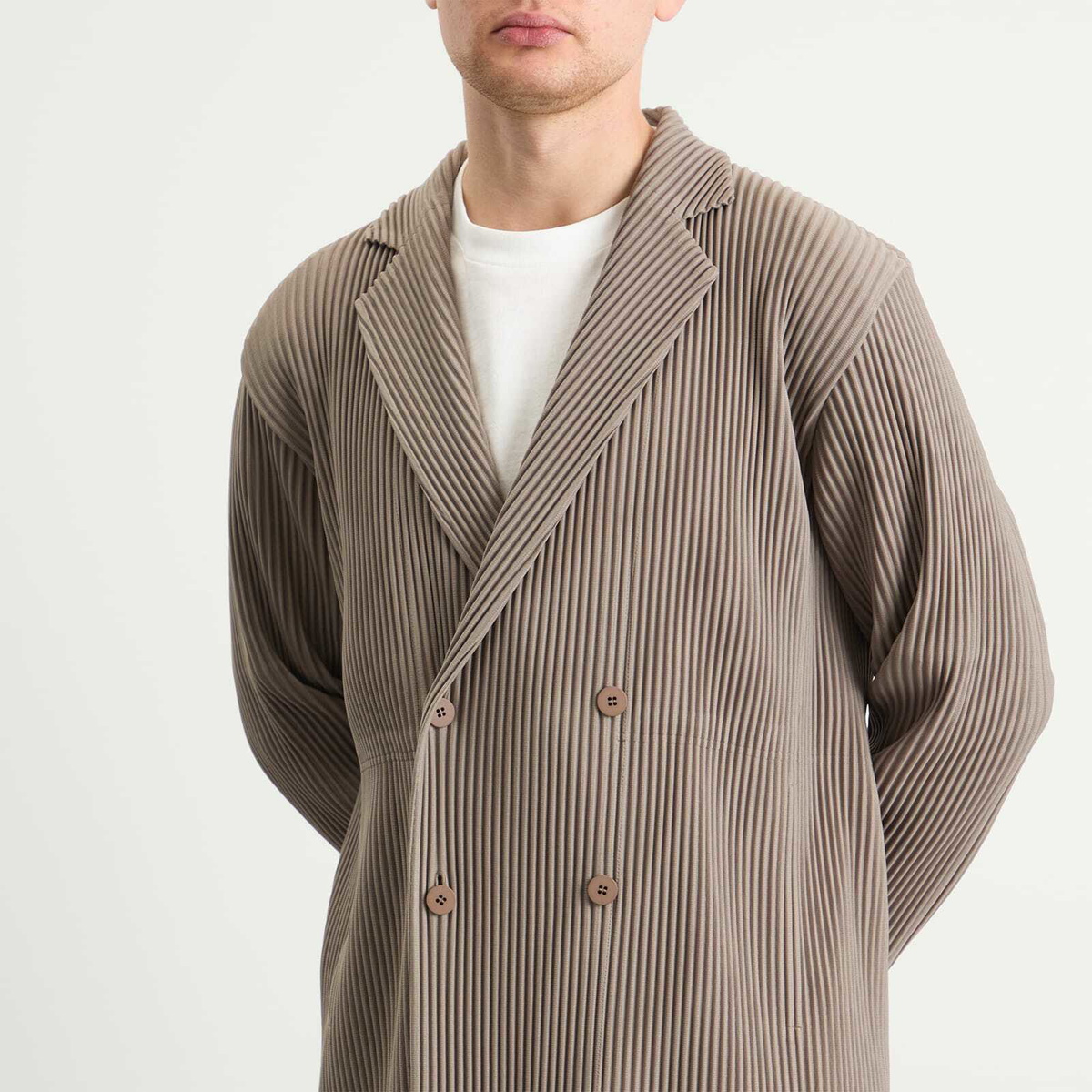 HOMME PLISSE ISSEY MIYAKE テーラードジャケット コート BASICS – ISSEY MIYAKE ONLINE STORE