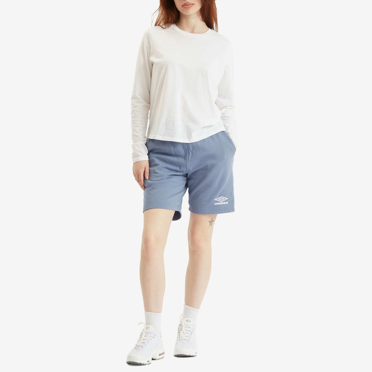 Umbro Iconic Short in Infinity