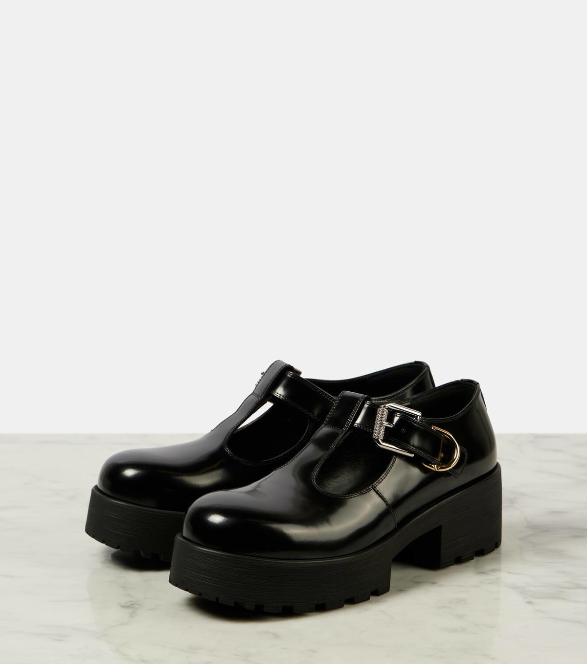 Givenchy Voyou brushed leather loafers