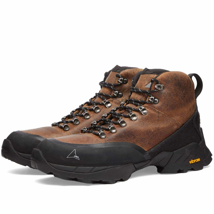 Photo: ROA Men's Andreas Hiking Boot in Noix