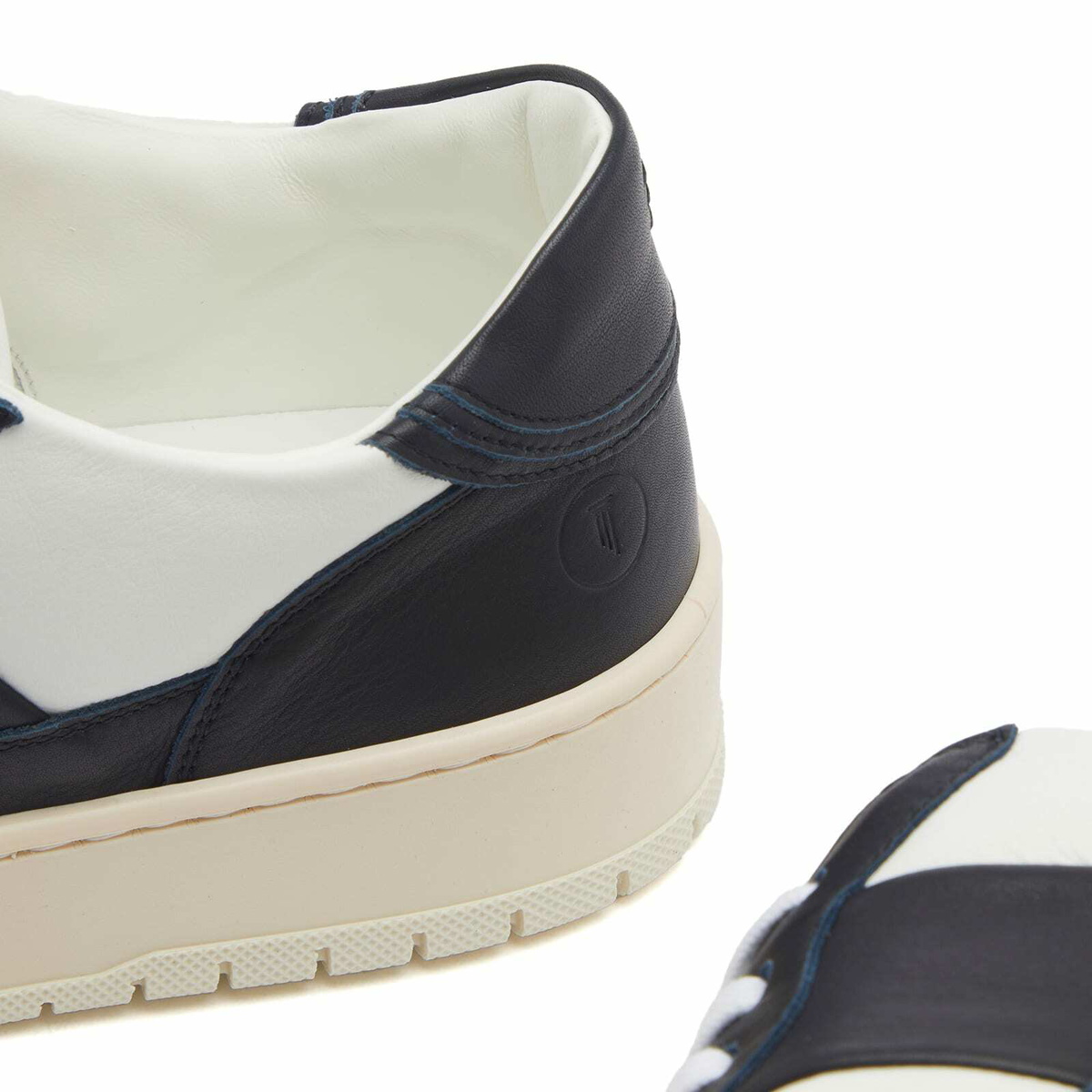 Collegium Men's Pillar Alpha Sneaker in White/Navy