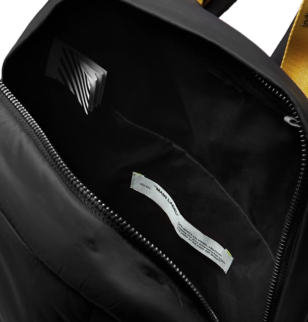 Off-White c/o Virgil Abloh 'hard Core' Shoulder Bag in Black for Men