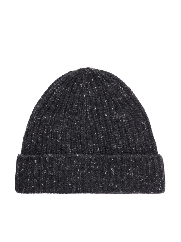 Photo: Auralee - Ribbed Cashmere Beanie - Black