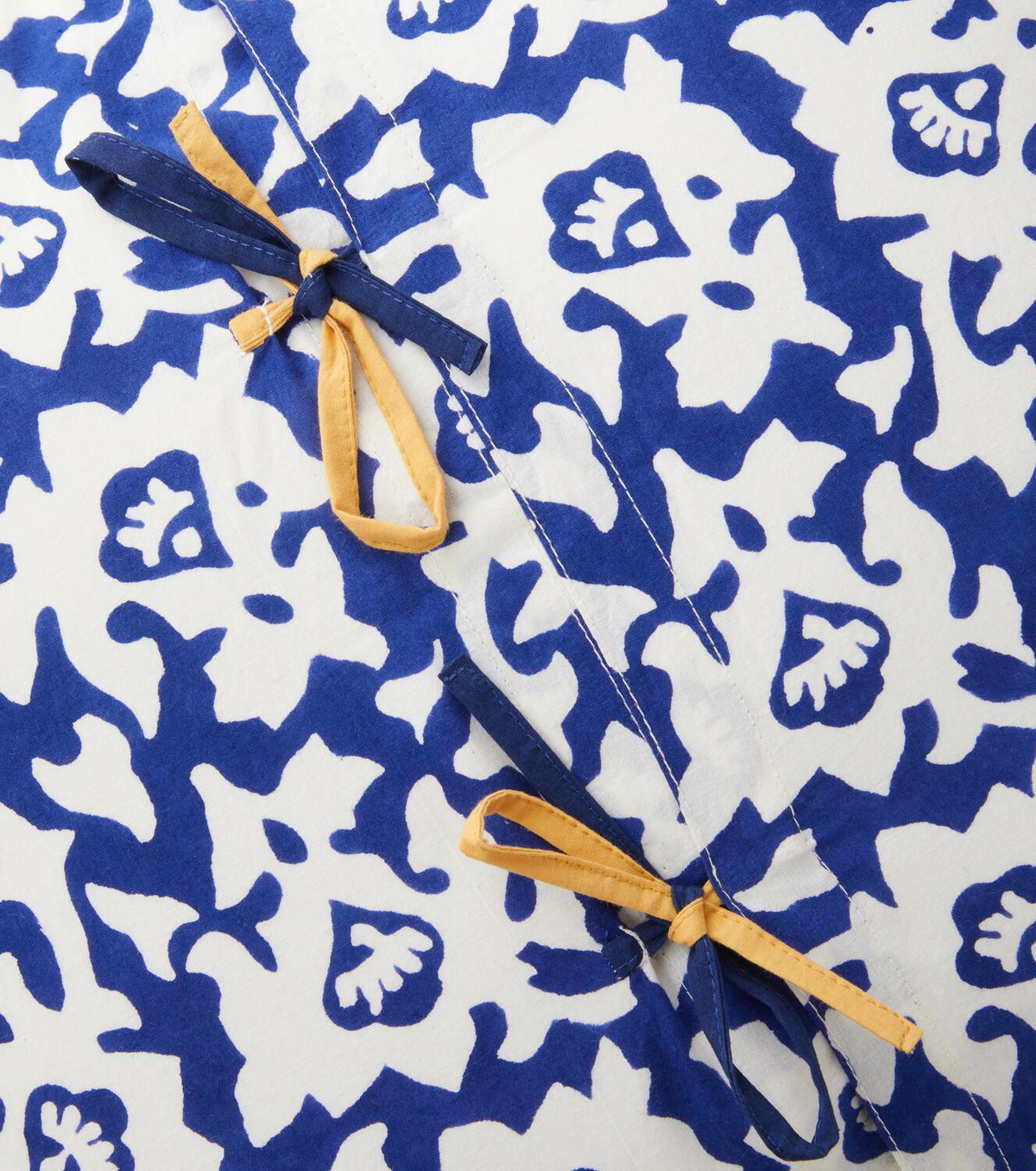 Lisa Corti Arabesque Corolla cotton cushion