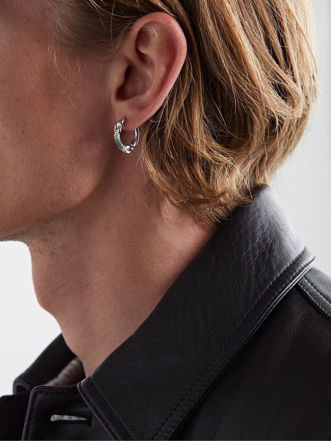 MAOR - The Equinox White Gold, Diamond and Tsavorite Single Earring