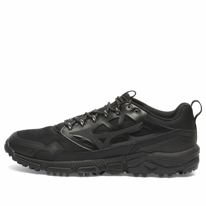 Photo: Mizuno Wave Daichi LS Sneaker in Black