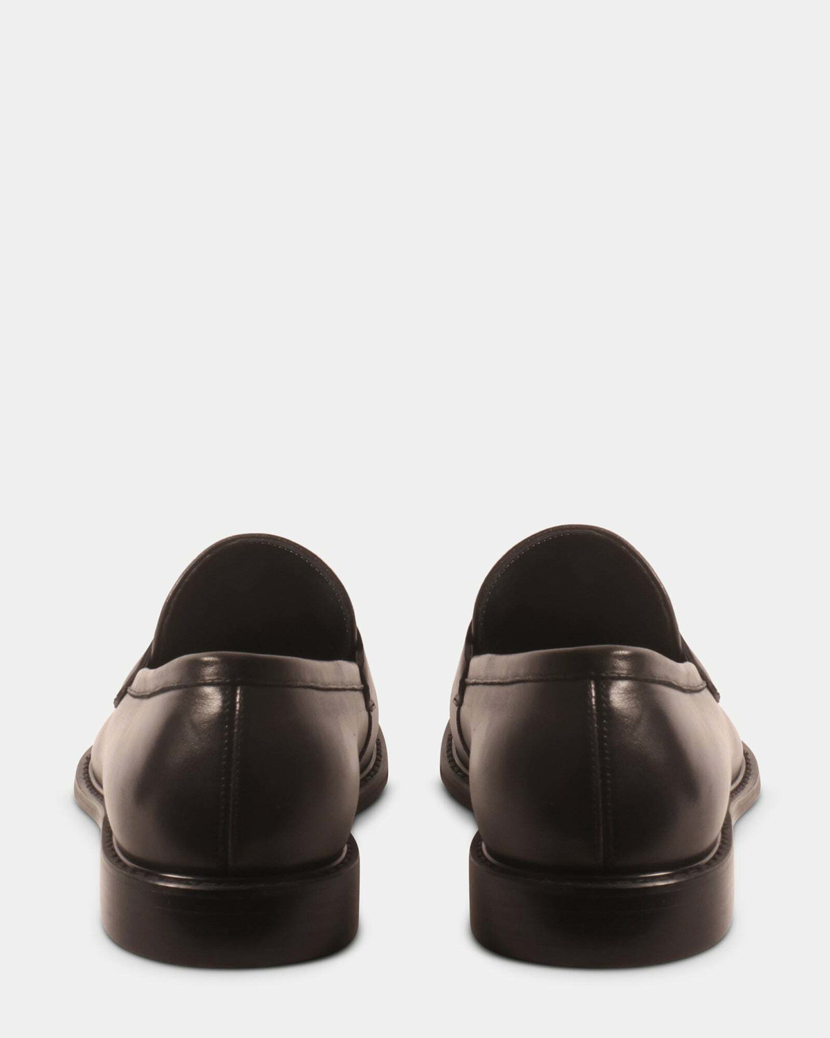 Steve Madden Esteban Loafers in Black
