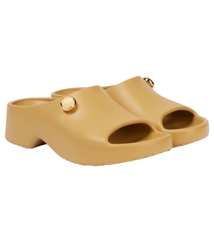 Photo: Loewe Anagram platform slides