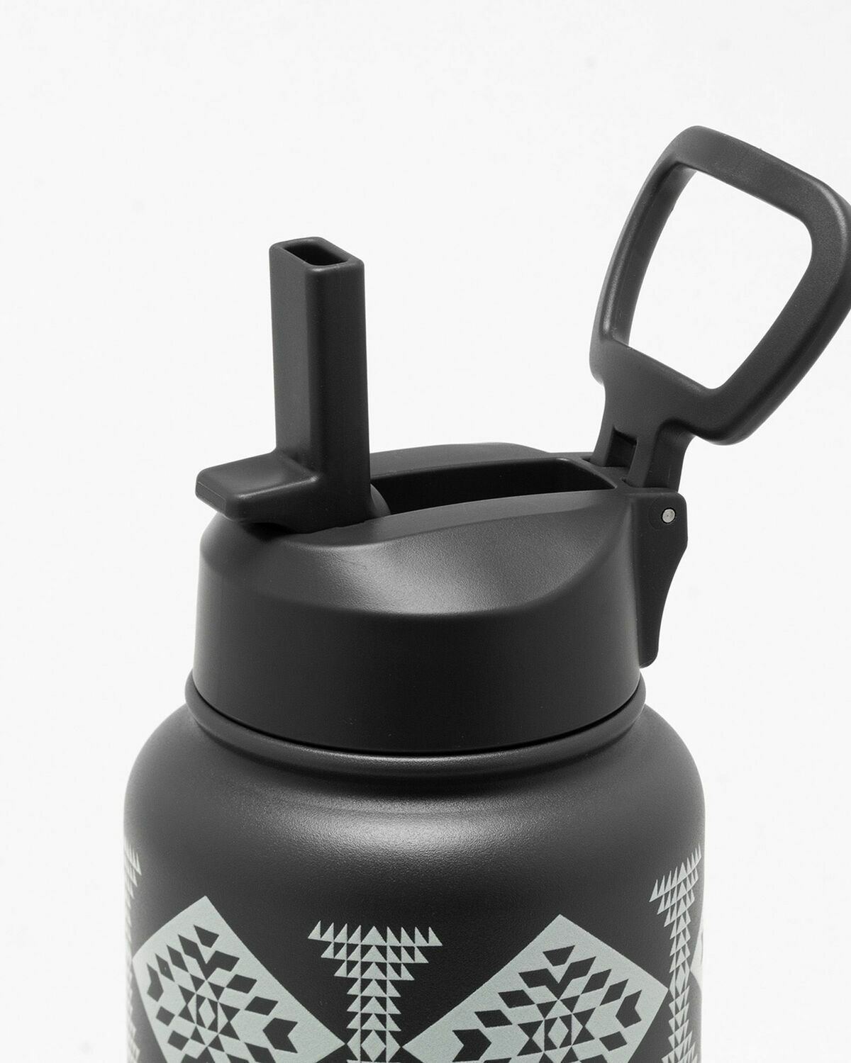 Pendleton INSULATED BOTTLE, 34 OZ BASKET MAKER BLACK Multi-color Mens Kitchen- & Tableware
