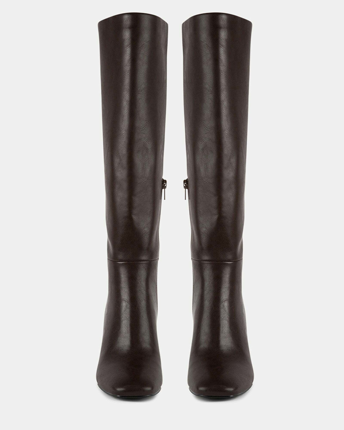 Steve Madden William Boots in Brown