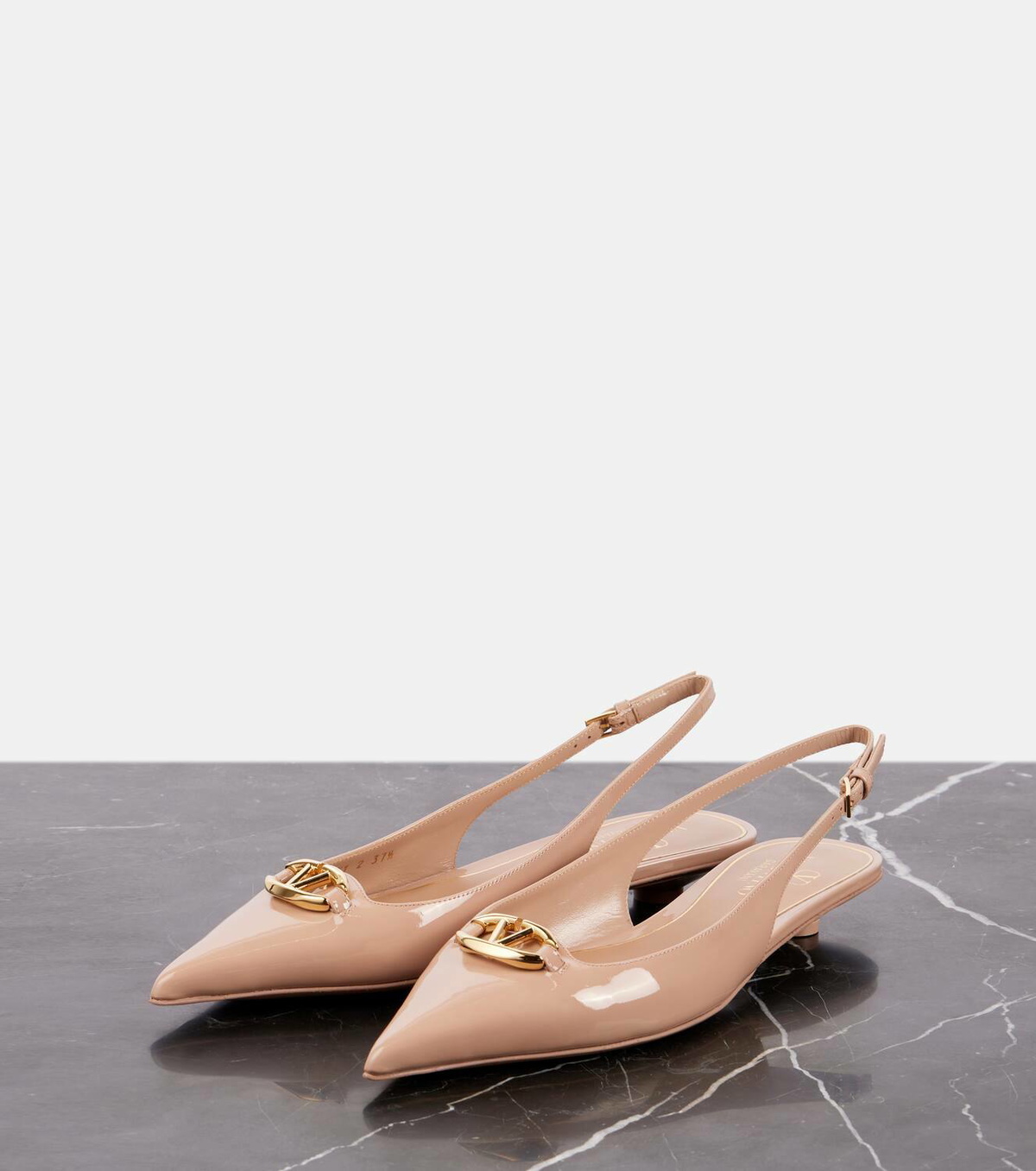 【Valentino】VLOGO THE BOLD SLINGBACK 60MM◆5W2S0JB7EEY The Bold Edition VLogo 60 slingback pumps in white