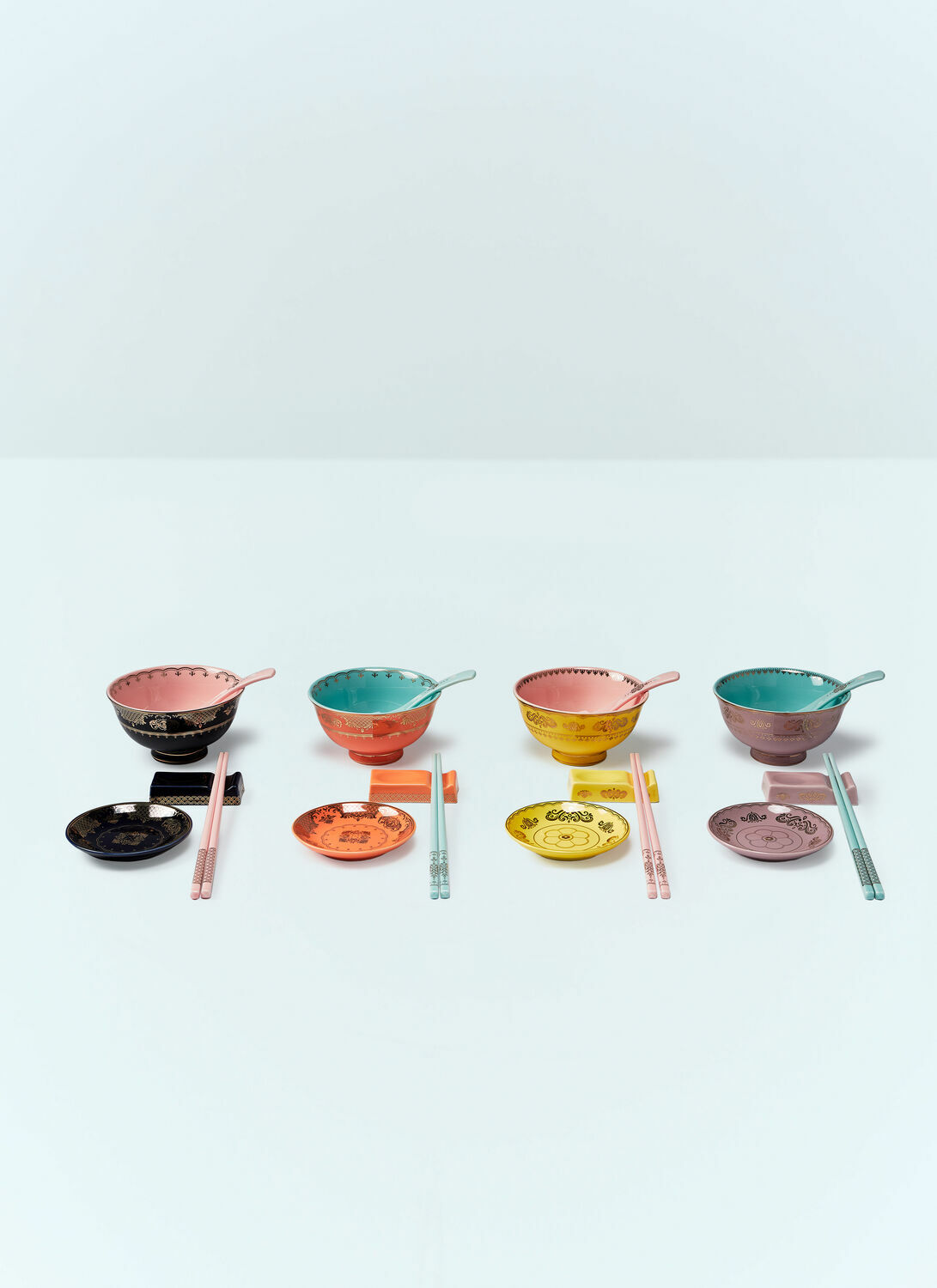 POLSPOTTEN Set Of Four Grandpa Asian Bowls