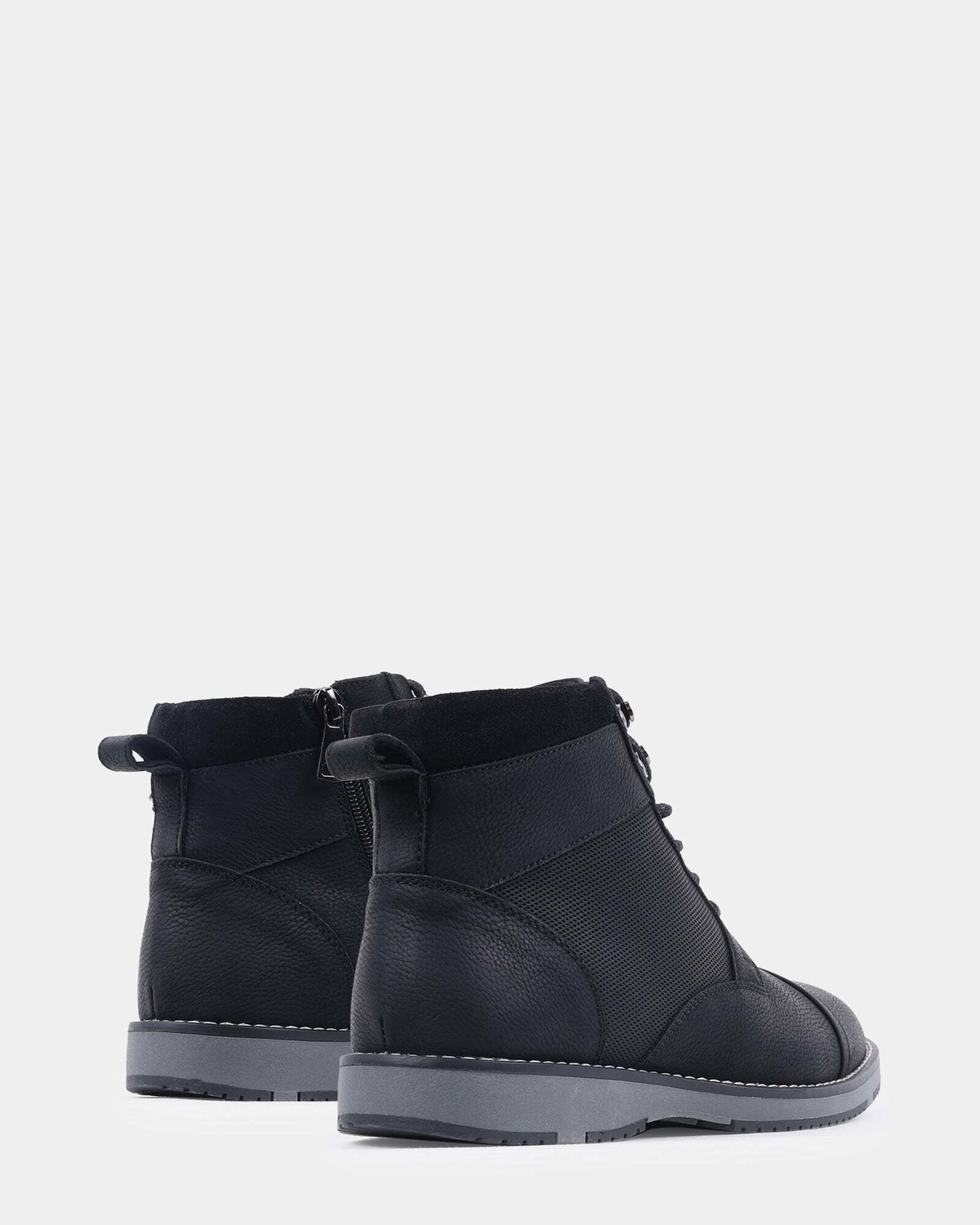 Steve Madden Mentor Boots in Black