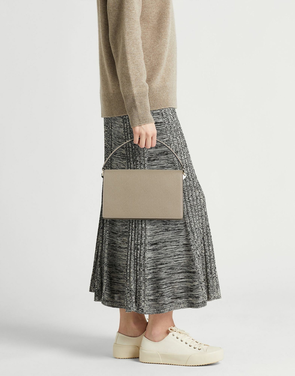 Valextra Womens Handbag in Khaki