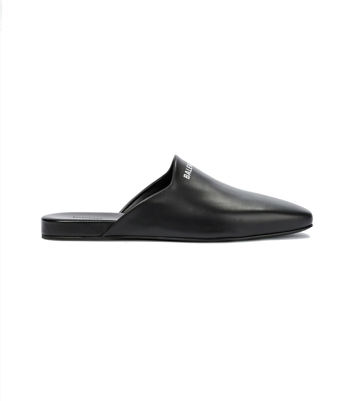 Photo: Balenciaga - Cosy leather mules