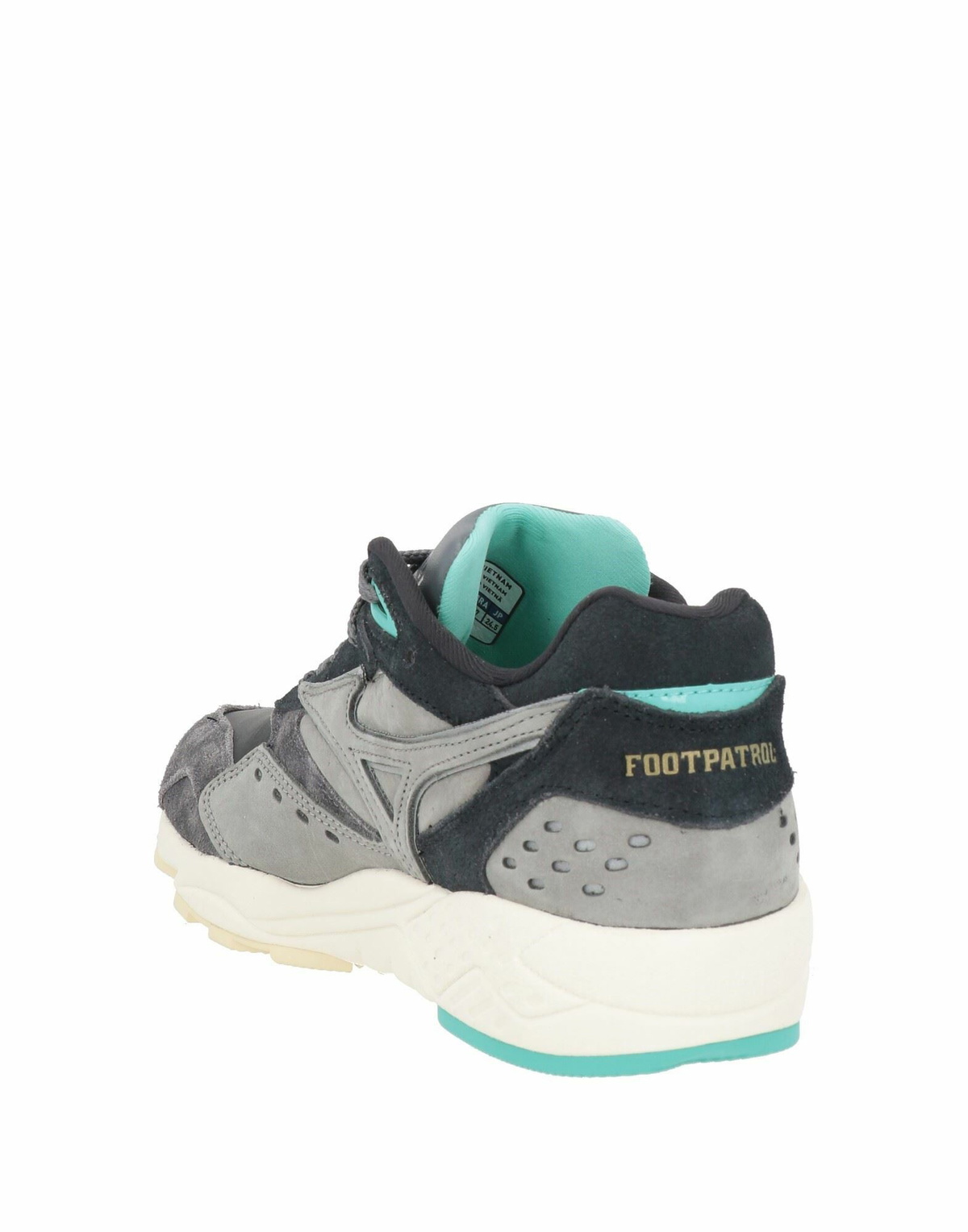 Mizuno Womens Sneakers in Grey