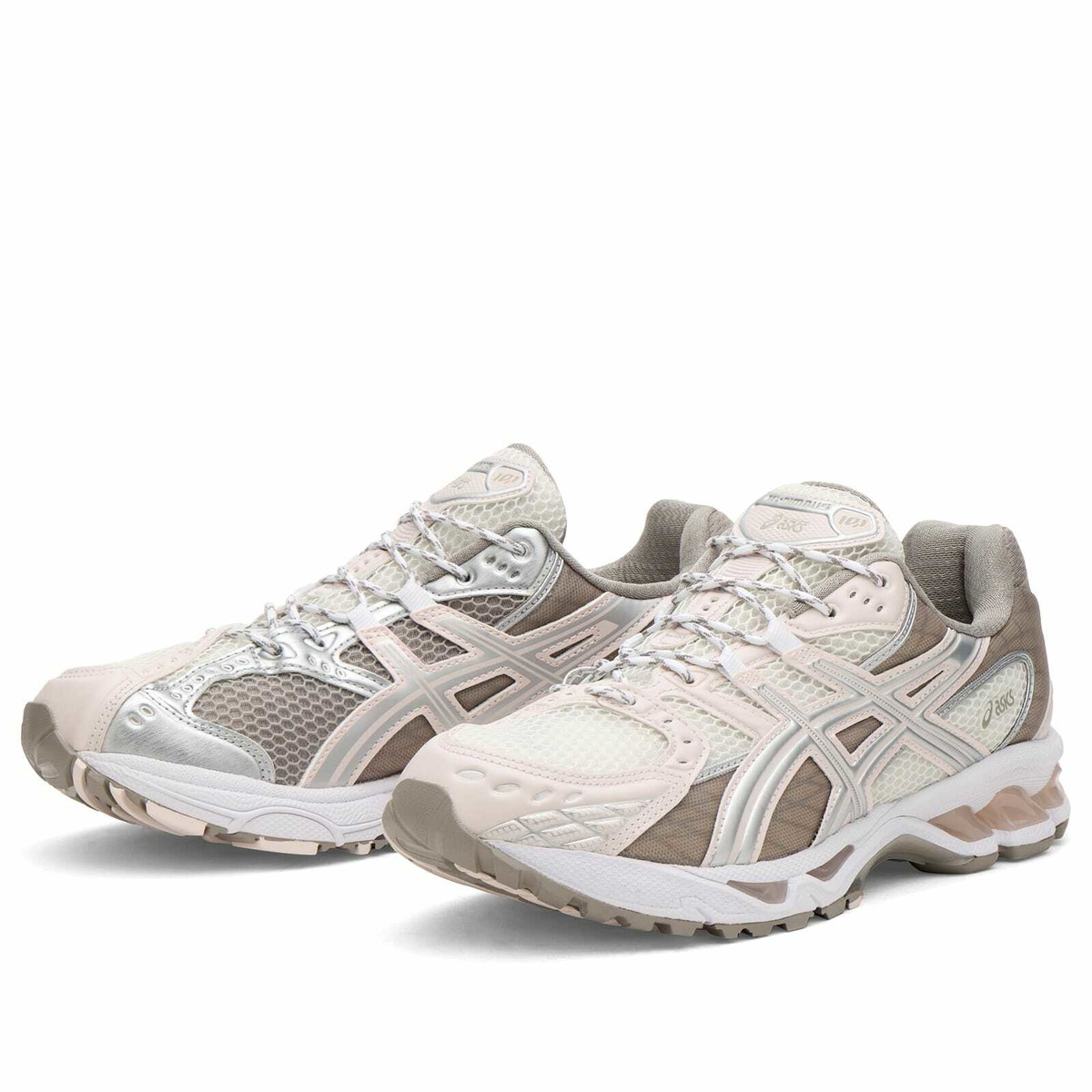 Asics Women's GEL-NIMBUS 10.1 Sneaker in Cream/Pink Cloud