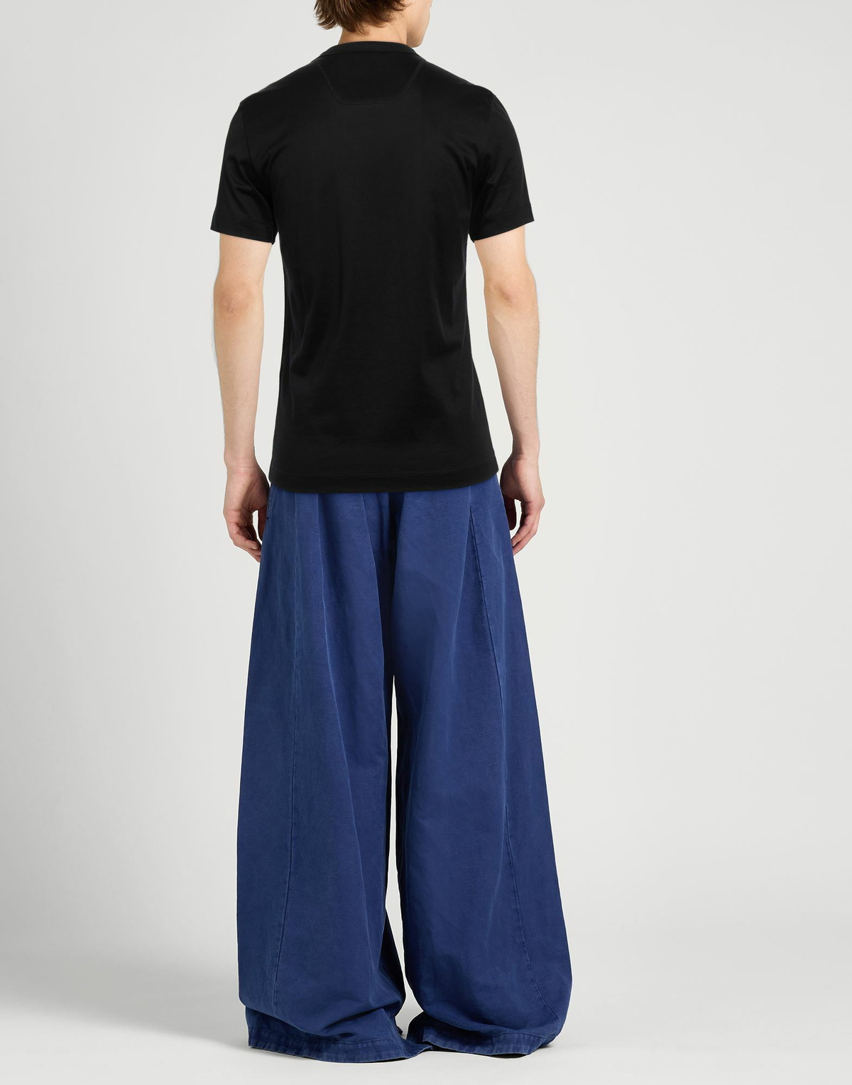 Juun. j Mens T-shirt in Black