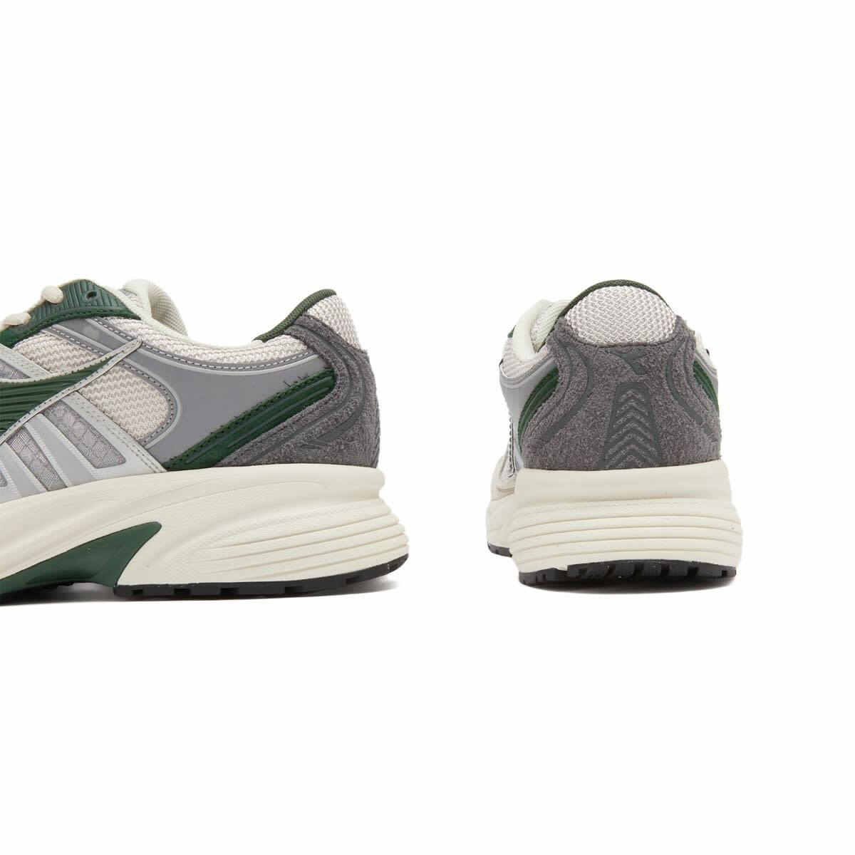 Diadora Mythos Star Sneaker in Light Grey/Metallic