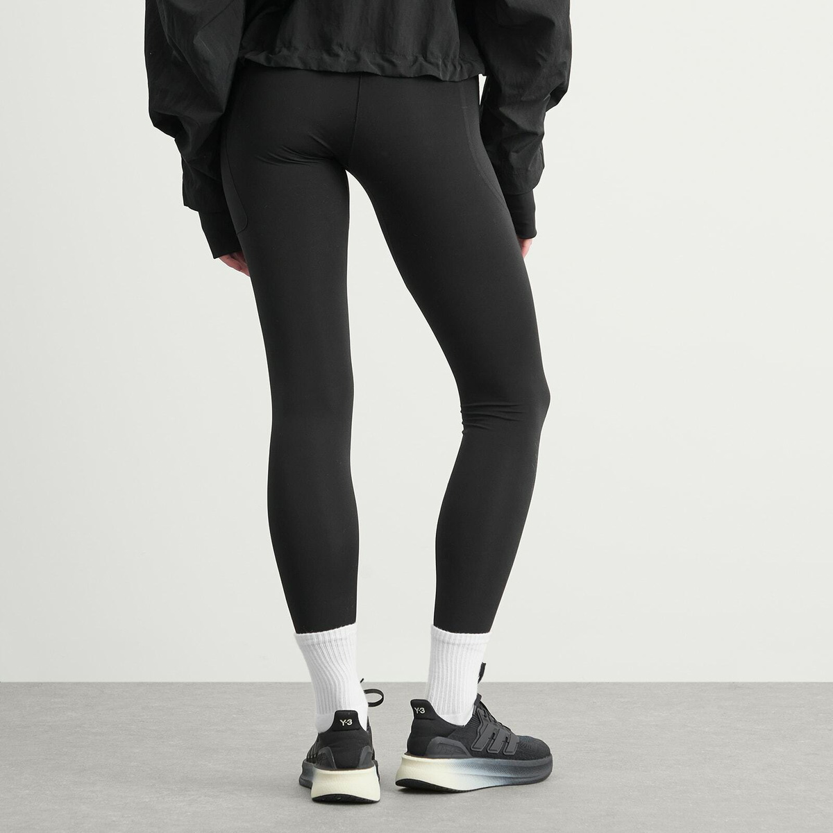 Y-3 Women's Run Leggings in Black