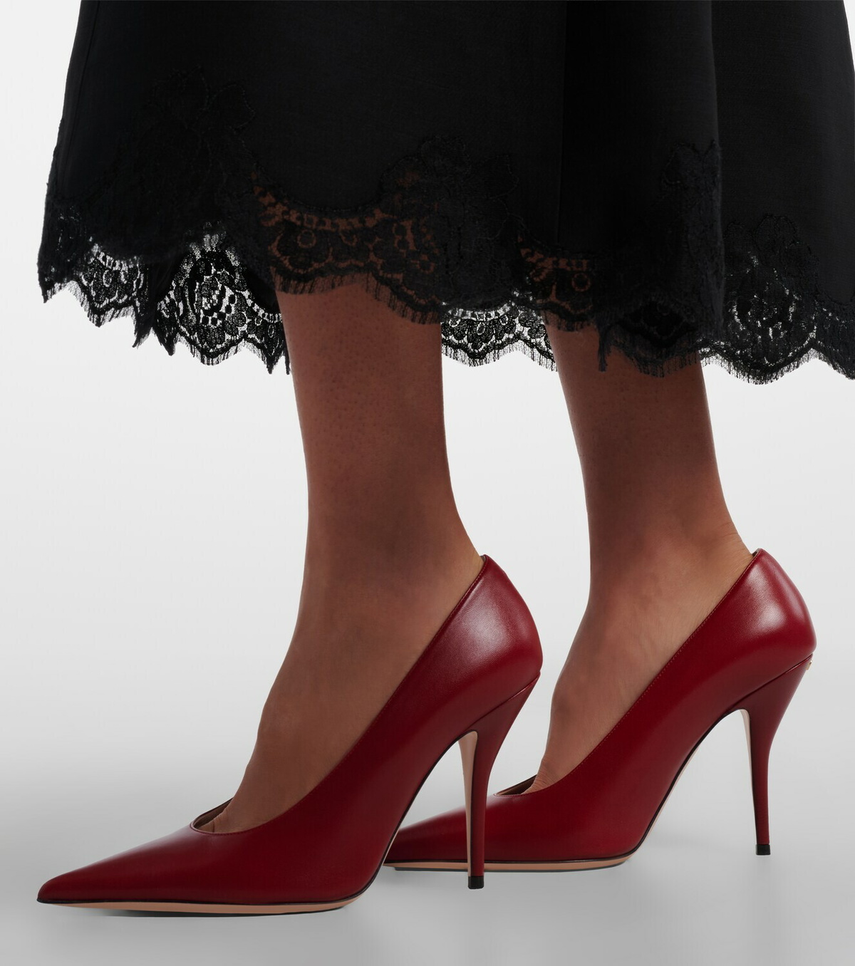 Valentino Garavani Cuttie leather pumps