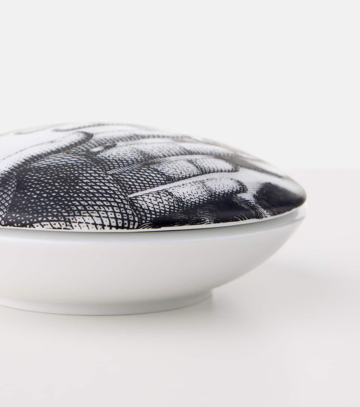 Fornasetti Tema e Variazioni porcelain container