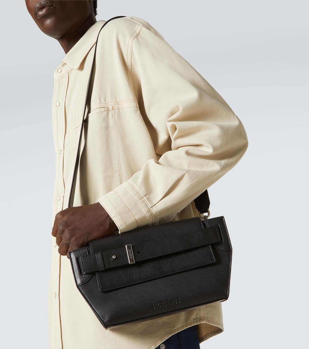 Jacquemus Messenger Capri leather shoulder bag Jacquemus