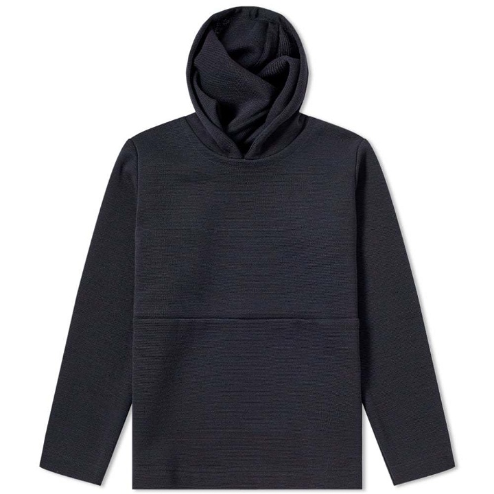 Photo: S.N.S. Herning Neo Hooded Anorak Knit