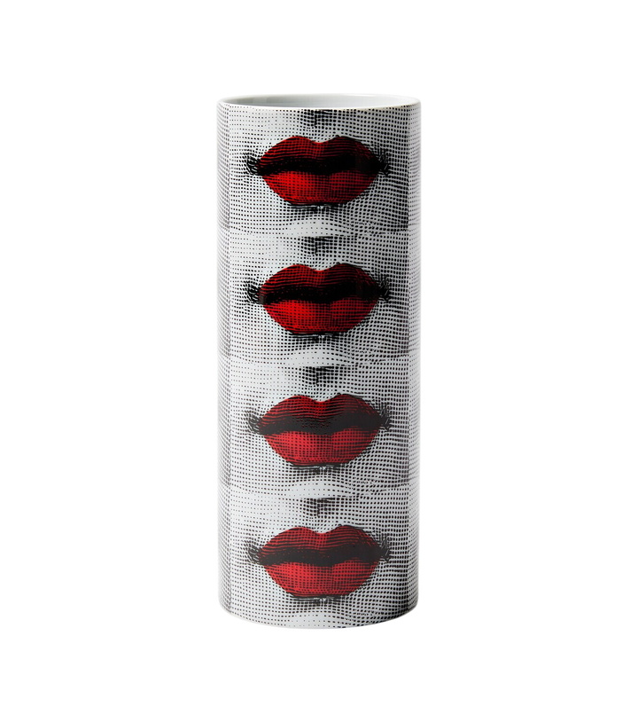Photo: Fornasetti Bocche Small porcelain vase