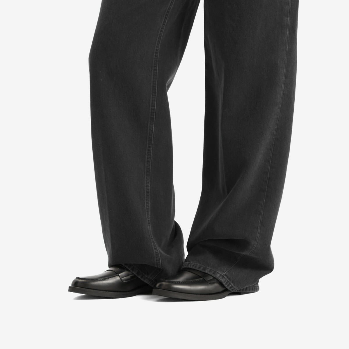 Duke + Dexter Women's Wilde Penny Loafer in Black