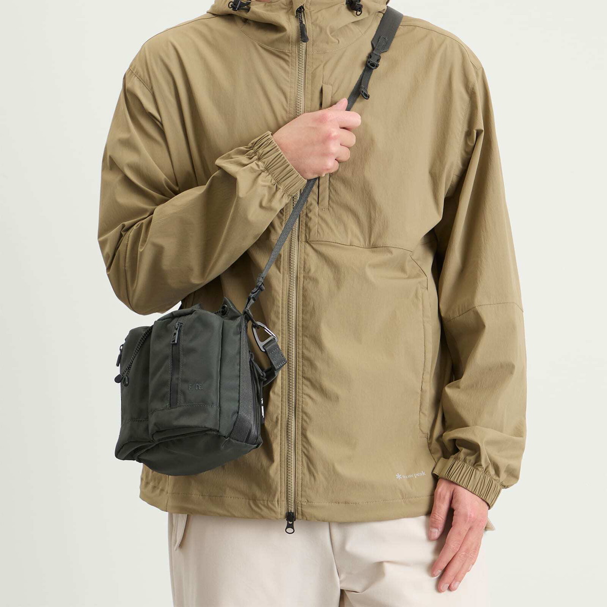 F/CE. 420 re/cor Tactical 2-Way Drawstring Bag in Grey 